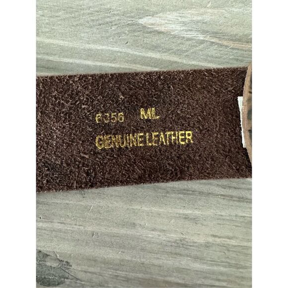 RHINESTONE CROSS STUDDED WIDE BROWN TOOLED LEATHER BELT Size Med - Large - Picture 3 of 11